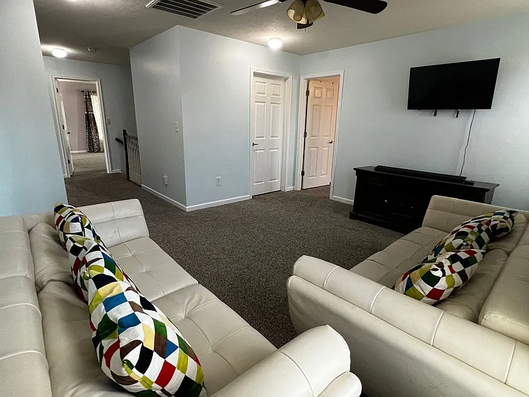 765 Fireside Dr — Photo 18