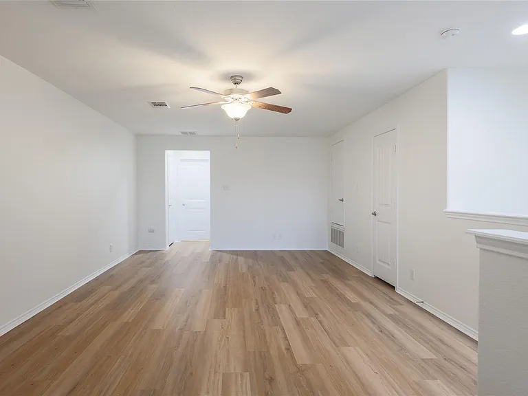 8725 Panadero Dr — Photo 25