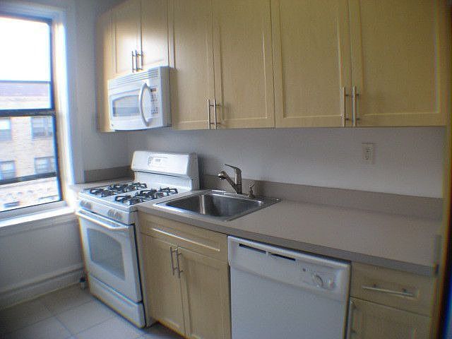 1st image of 3706 81st St APT 6G