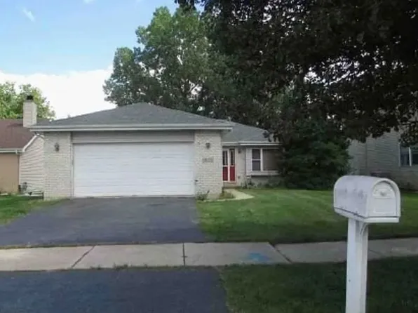 3025 Sandy Ridge Dr, Steger, IL 60475