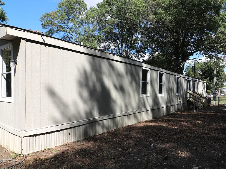 112 Private Road 483 — Photo 17