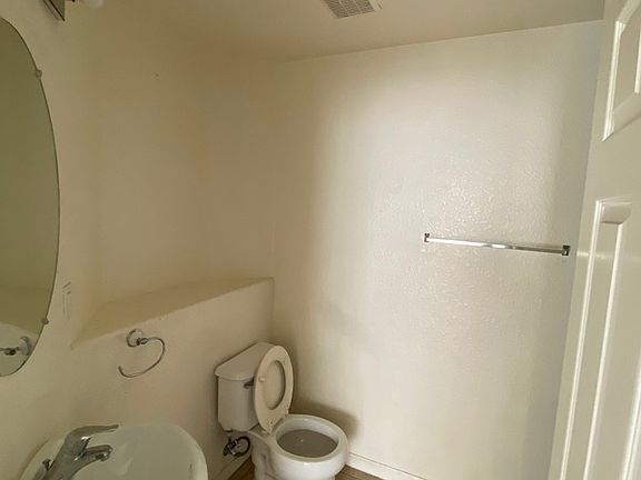4th image of 1824 Slow Breeze Ave