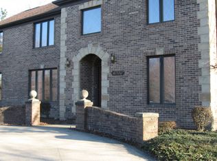 4500 Valley Woods Dr, Independence, OH 44131