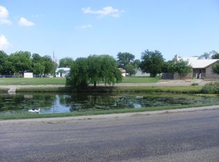 220 Willow Pond St #10-11, Ballinger, TX 76821