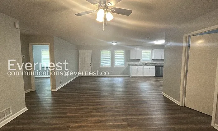 715 W Creek Cir — Photo 5