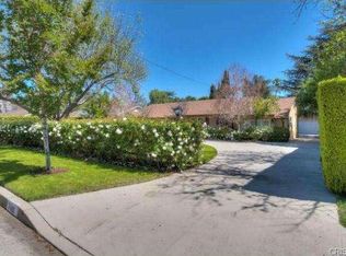 7410 Newcastle Ave, Reseda, CA 91335