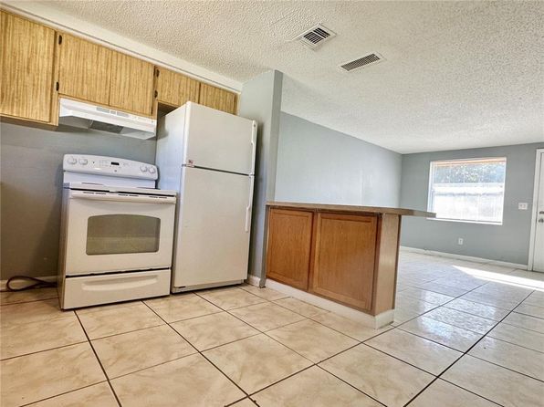 tampa-florida-447599390 picture