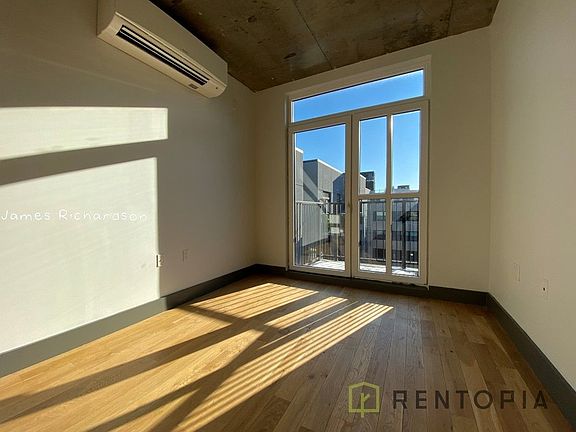 4th image of 340 Evergreen Ave #477