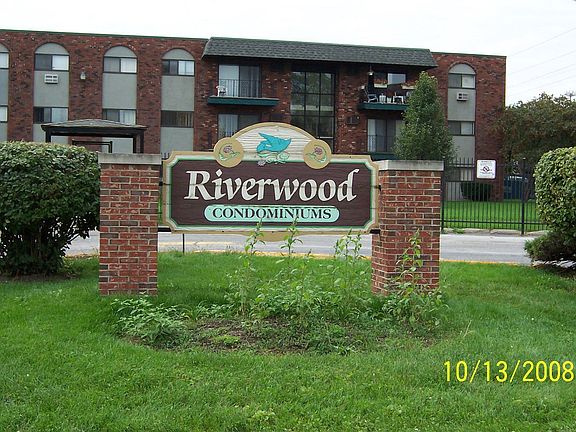 2nd image of 13705 S Stewart Ave #5A1W