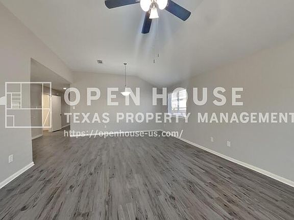 3rd image of 2519 Fox Water Dr