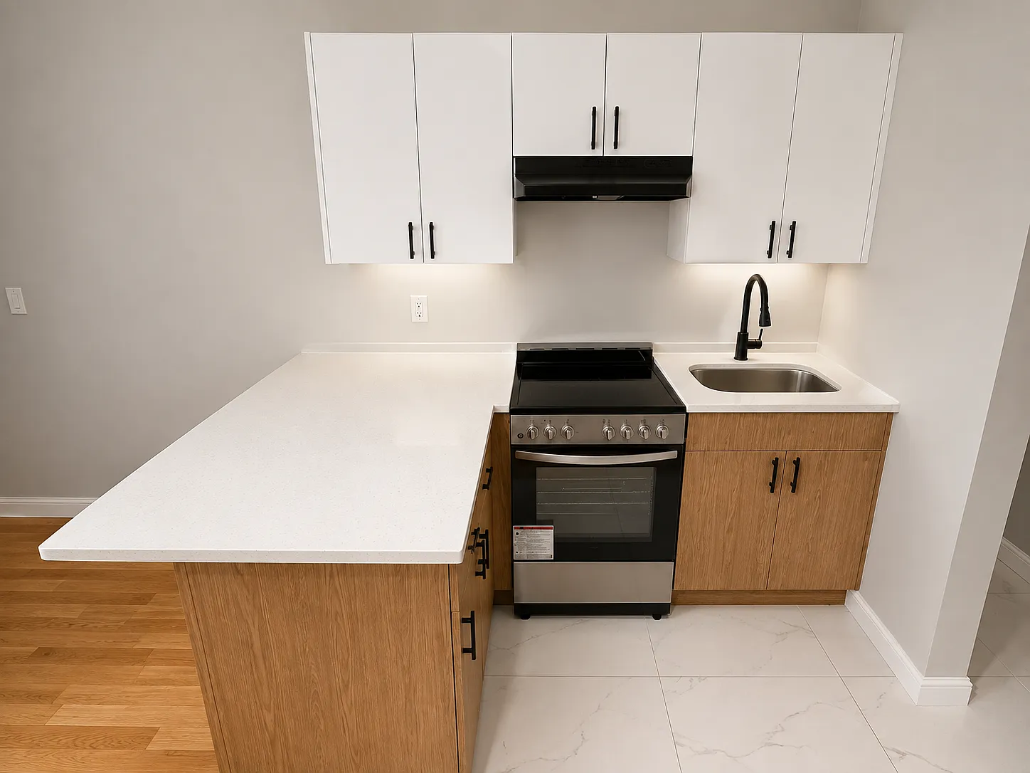 2 bed, 1000 sqft, $1,995 — Photo 1