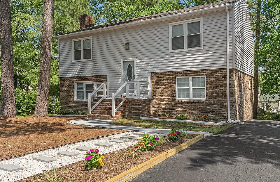801 Adkins Rd