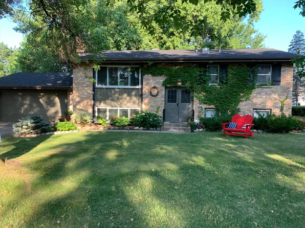 5616 Highwood Dr, Edina, MN 55436