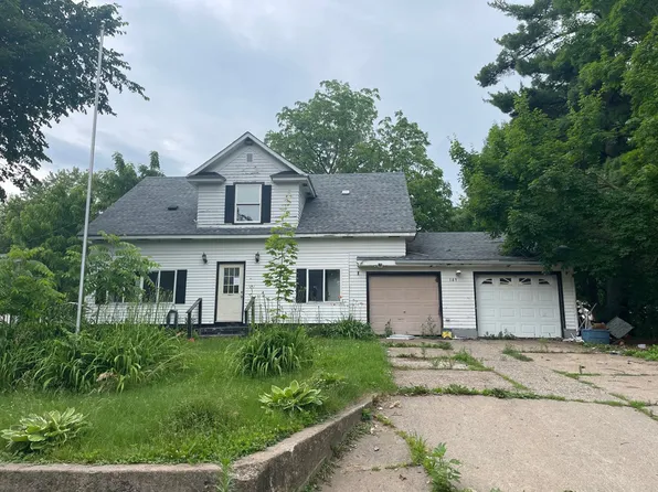 149 3rd St, Clear Lake, WI 54005