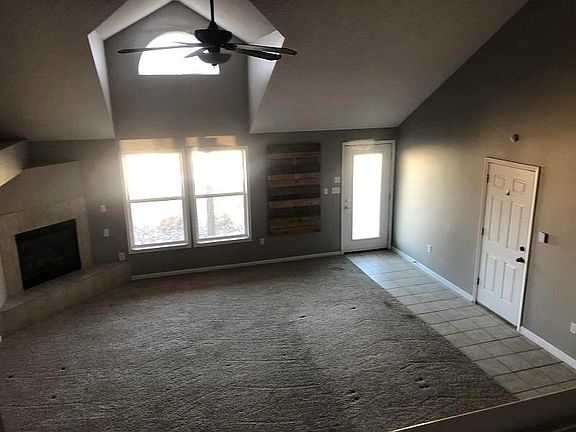 3rd image of 420 Foot Hill Dr