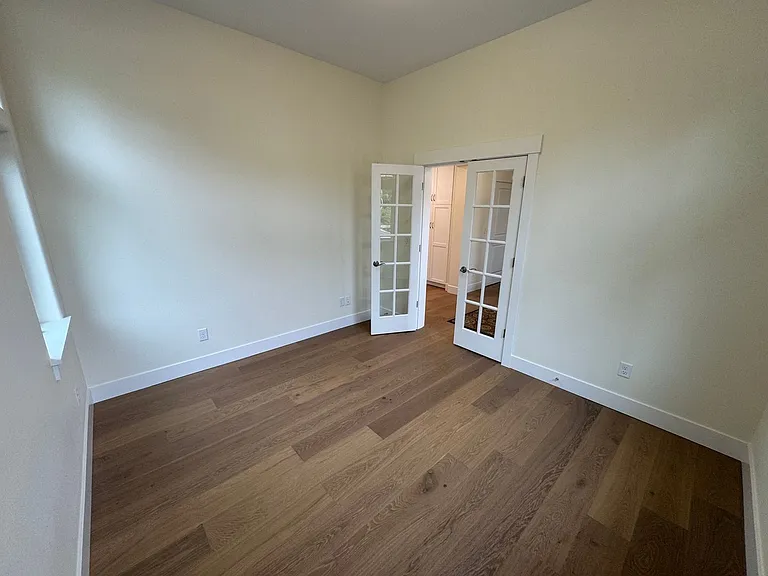 2799 NW Romancier Dr — Photo 10