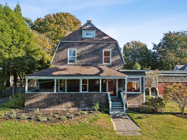 28 Woodbury Street, South Portland, ME 04106