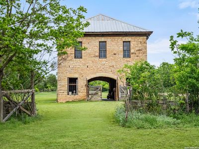 426 RANCH ROAD 962 E, Round Mountain, TX, 78663