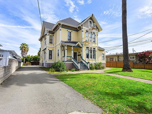 2nd image of 2061 Central Ave #2