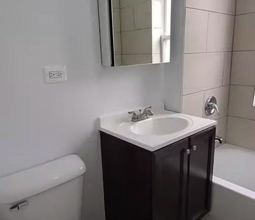 3rd image of 2104 W Birchwood Ave APT 3