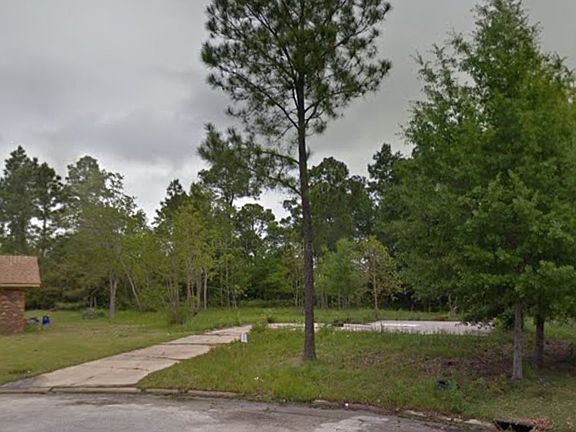 5th image of 2715 E David Dr