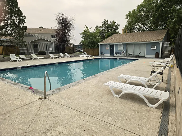 7928 Chase Cir #121 — Photo 4