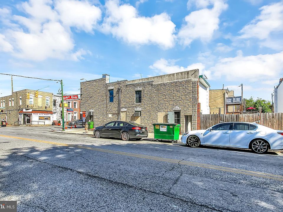 2nd image of 1236 W Ostend St