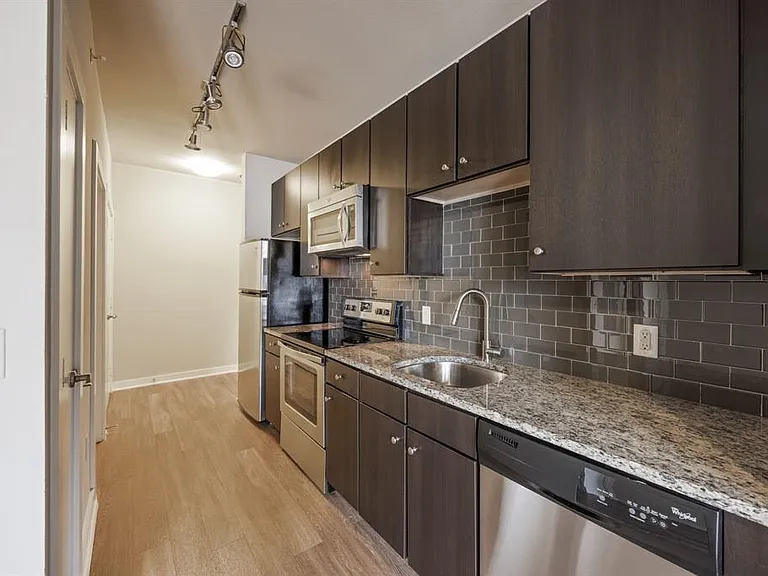 1900 Barton Springs Rd #3013 — Photo 6