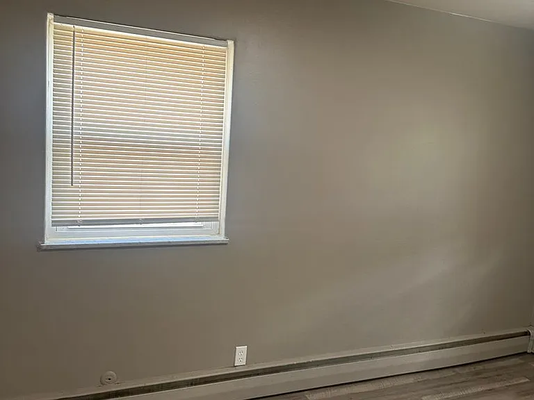 5907 Staughton Dr — Photo 18