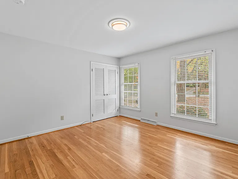 1416 Hobbs Rd — Photo 11
