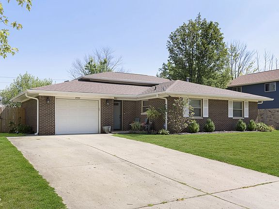 2nd image of 2723 Saturn Dr