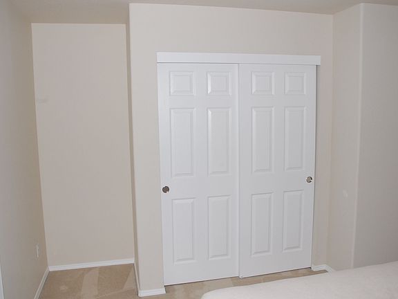 Closet in second bedroom