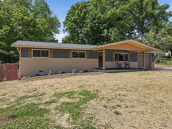 4th image of 3208 Kings Point Rd