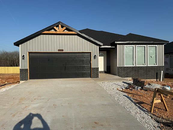 2nd image of 3486 N Ohara Avenue