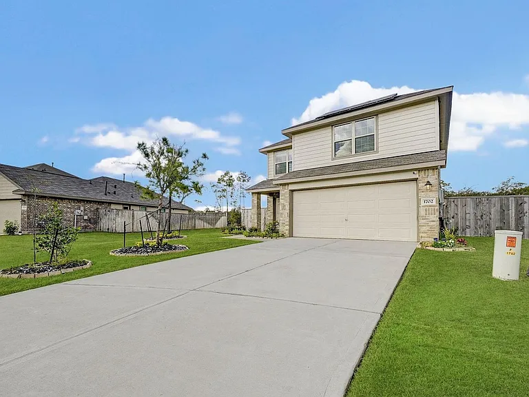 1702 Campos Ct — Photo 2