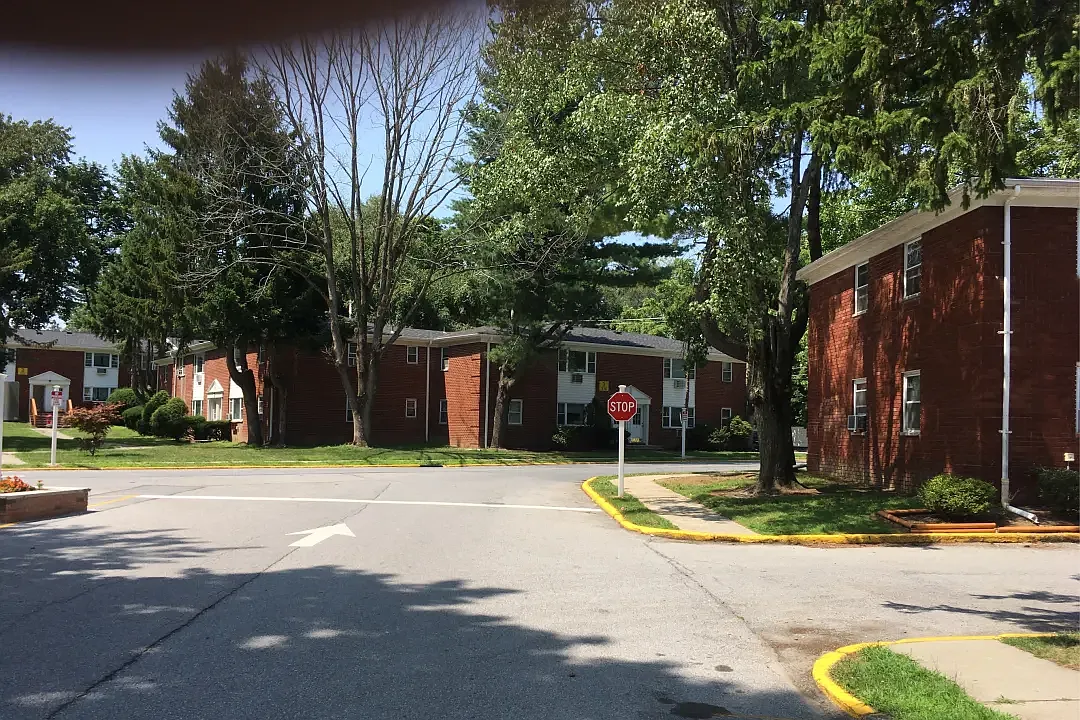 1 bed, 735 sqft, $1,595 — Photo 2