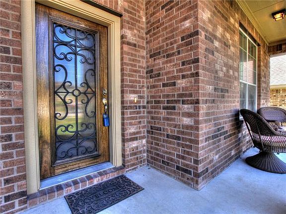 2nd image of 428 Atlanta Park Dr