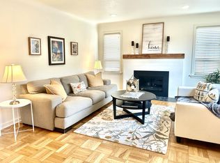 1309.5 N 80th St, Seattle, WA 98103