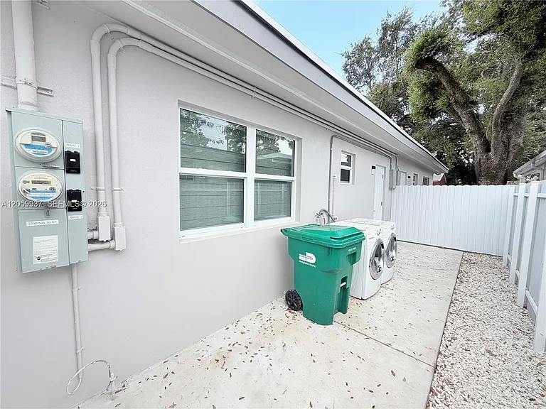 3390 NW 50th St #3390 — Photo 27