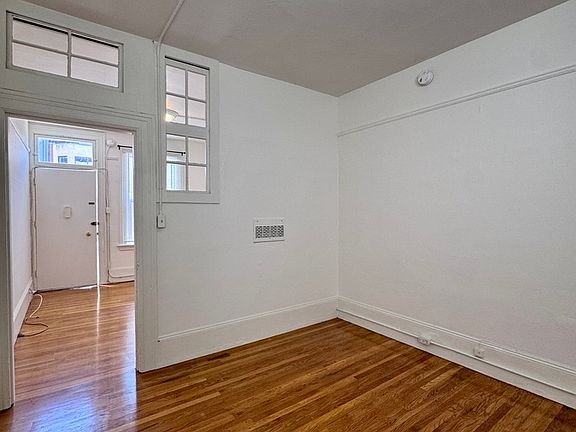 3rd image of 26 Glover St #B