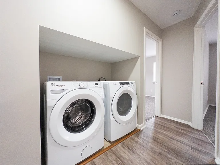 Orchard View Apartments — Photo 13