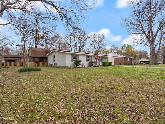 2nd image of 1673 Kenny Hill Dr