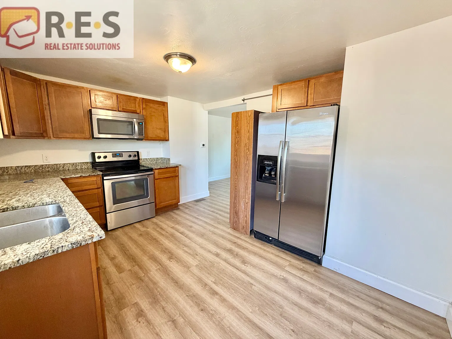 2 bed, 850 sqft, $1,795 — Photo 3