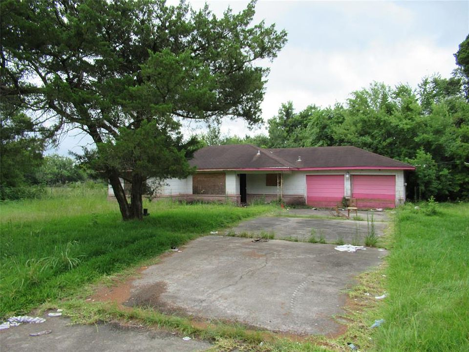 1st image of 1404 Sheridan Dr