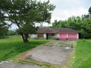 1404 Sheridan Dr, Baytown, TX 77520