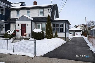 2nd image of 30-32 Pacific Street