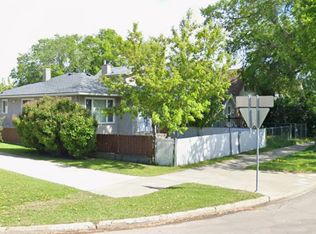 11625 83rd St NW, Edmonton, AB T5B2Y7