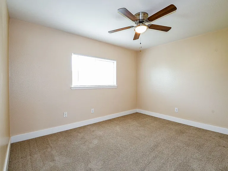5830 Silver Oak — Photo 22