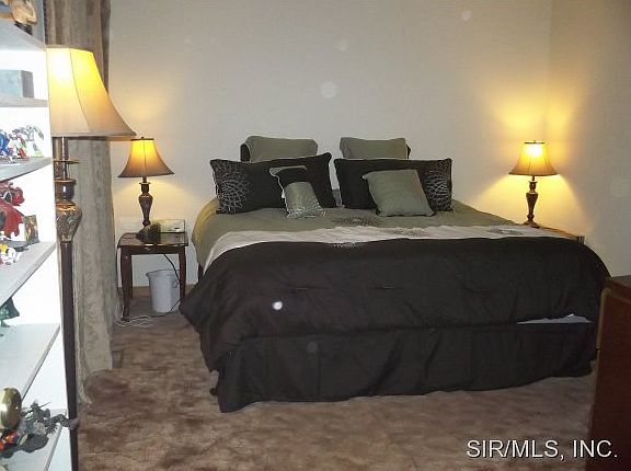 5th image of 9 Carriage Ln