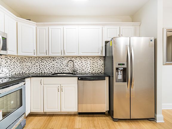 3rd image of 130 Water St APT 5C